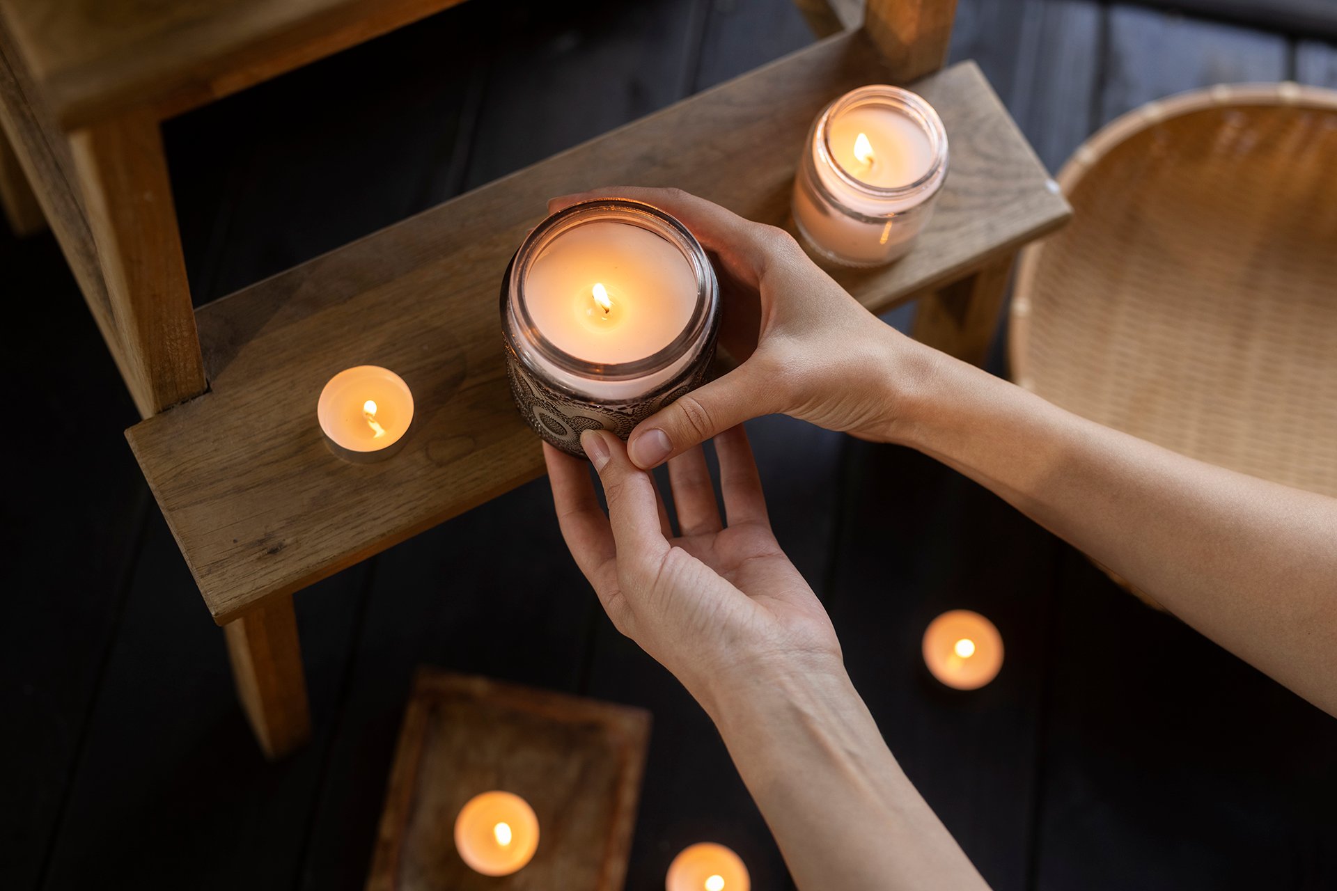 Simple Materials into Stunning Candles